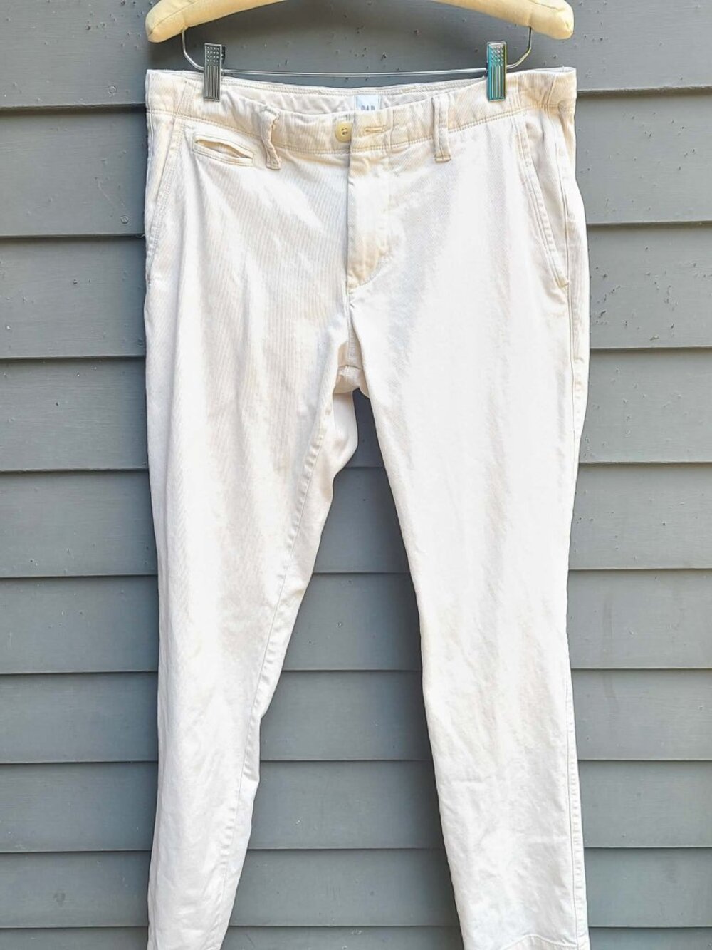 Gap Off White Mens Slim Chinos size 31" x 32"